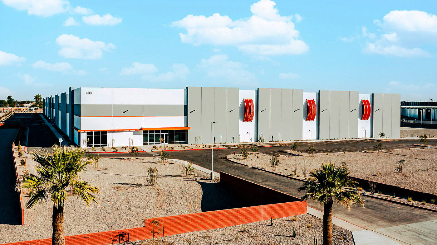 Meyer Burger USA, Goodyear, Arizona - Module manufacturing