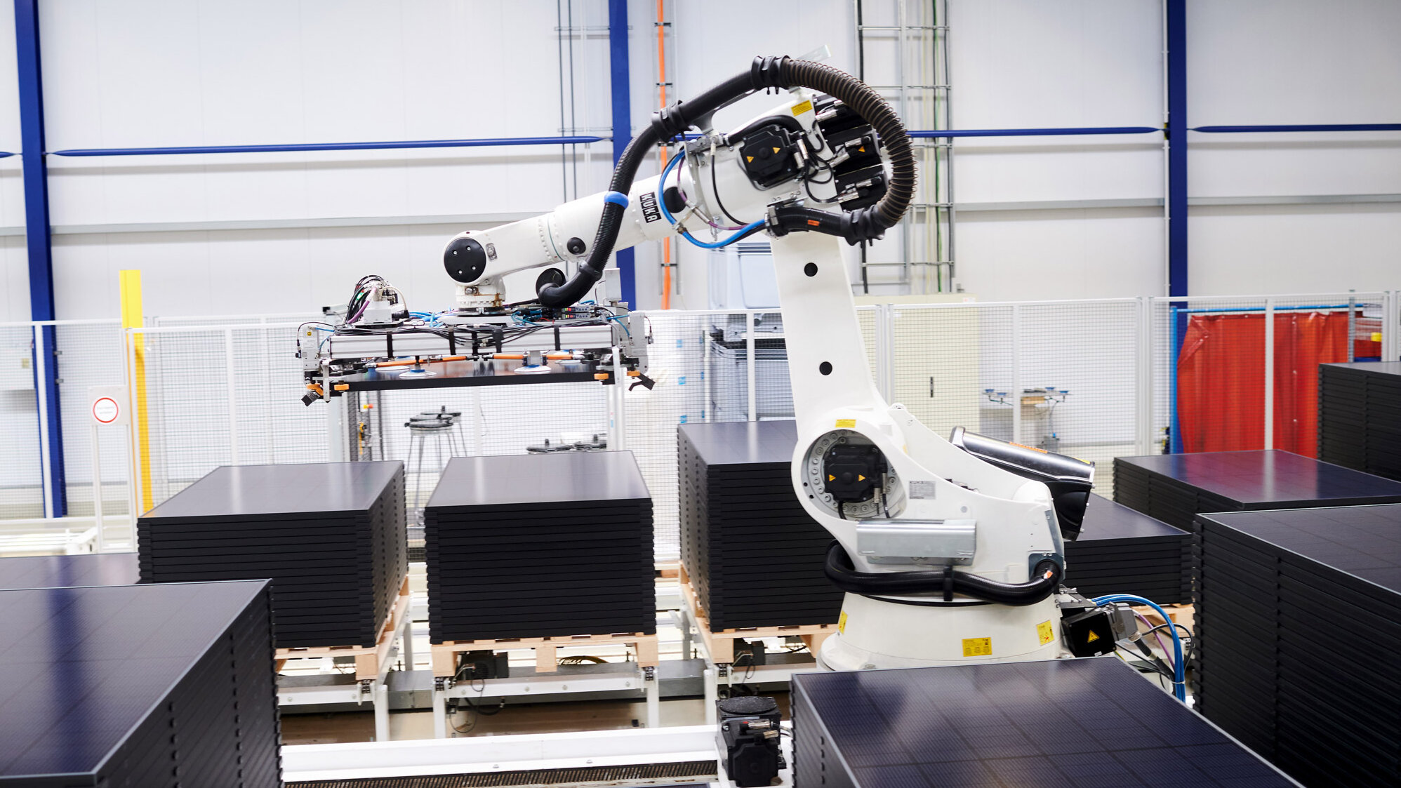 Meyer Burger Solar module production in Freiberg Meyer Burger Solar module production in Freiberg